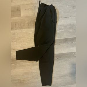 XL Lululemon Men’s Joggers Dark Gray